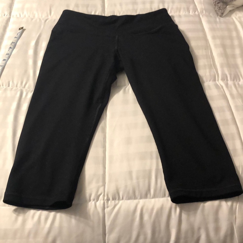 🖤Victoria Secret Sport cropped workout pants!
